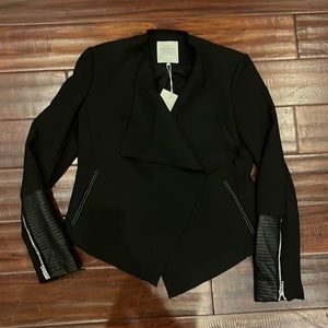 Zara jacket. Size small. Black with faux leather detail on sleeve